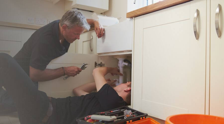 Professional burst pipe repair services in Tuscarawas, OH